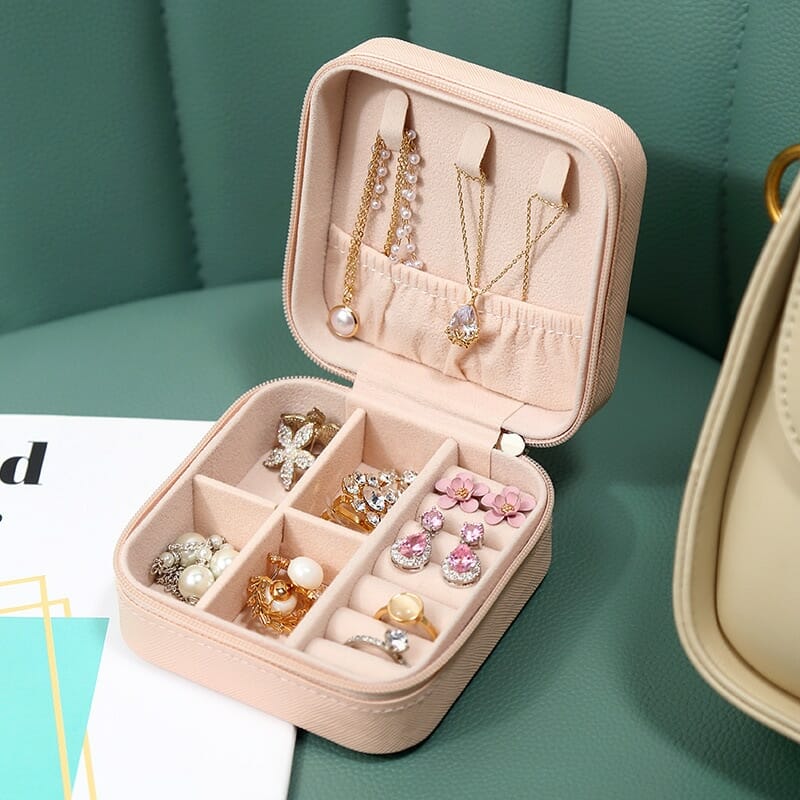 Leather Travel Jewelry Organizer Box for Earrings, Necklaces, and Rings, Mini Jewelry Storage Box