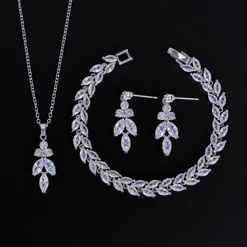 Silver Bridal necklace and earrings| Bridal jewelry set | Wedding necklace set| Leaf style Wedding jewellery for bride
