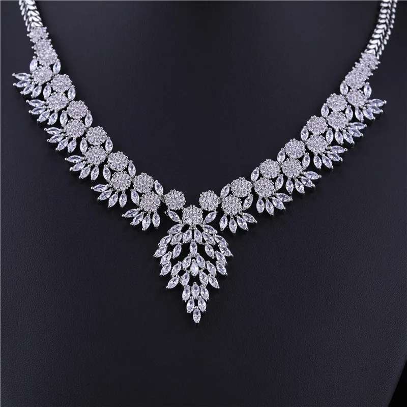 Silver Bridal Necklace and earrings Necklace | Jewelry Set | Wedding Set | Leaf style jewellery for bride | Wedding Necklace set (AU STOCK)